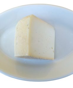 Tuma di latte caprino